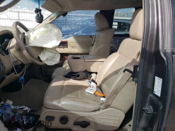 2005 Ford F-150 XLT with VIN 1FTPX12515FB27501, listed as a Copart auction lot 84523385 with 184,326 mi miles and Salvage title. Bid and sale history available at DreamBid. Image 7.