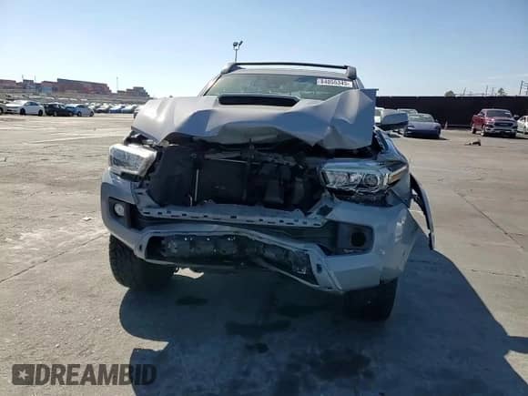 2018 Toyota Tacoma TRD Sport with VIN 3TMAZ5CNXJM074796, listed as a Copart auction lot 84055345 with 79,231 mi miles and Salvage title. Bid and sale history available at DreamBid. Image 13.