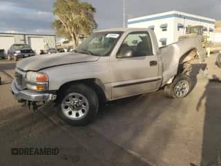 2006 GMC Sierra 1500 z VIN 1GTEC14Z86Z227632, wystawiony jako Copart lot #73235044 z przebiegiem Nie podano mil oraz Szkoda całkowita • Salvage title. Historia ofert i sprzedaży dostępna na DreamBid. Obrazek 1.