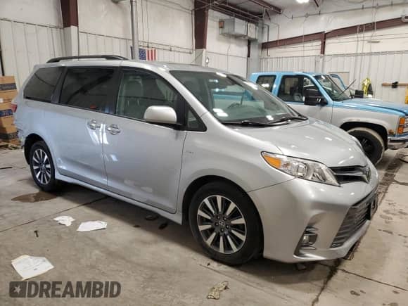 2020 Toyota Sienna XLE z VIN 5TDDZ3DC4LS250808, wystawiony jako Copart lot #51265365 z przebiegiem 182 627 mil mil oraz Szkoda całkowita • Salvage title. Historia ofert i sprzedaży dostępna na DreamBid. Obrazek 4.