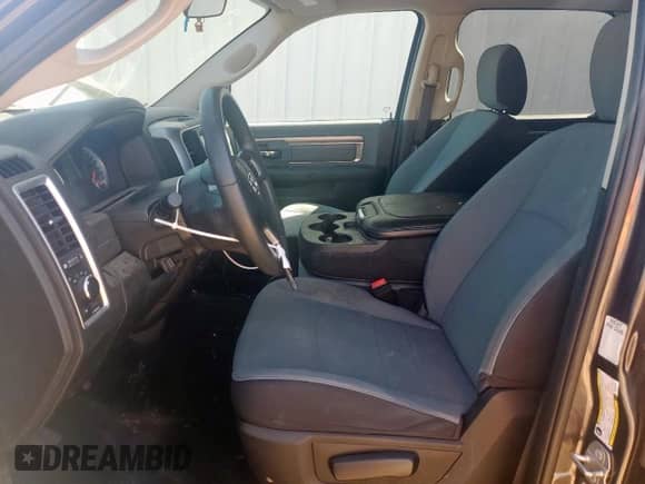 2021 Ram 1500 SLT z VIN 1C6RR7LG8MS542365, wystawiony jako Copart lot #83773305 z przebiegiem 77 509 mil mil oraz Czysty tytuł • Clean title. Historia ofert i sprzedaży dostępna na DreamBid. Obrazek 7.