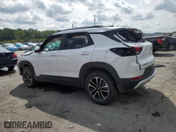 2025 Chevrolet TrailBlazer LT with VIN KL79MPSP7SB148147, listed as a Copart auction lot 81700565 with Not provided miles and Non repairable. Bid and sale history available at DreamBid. Image 2.