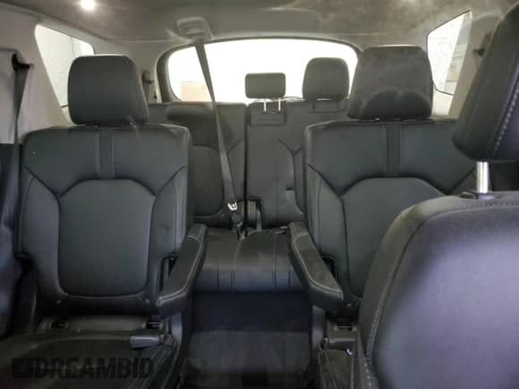 2024 Honda Pilot EX-L with VIN 5FNYG2H51RB012747, listed as a Copart auction lot 52925925 with 26,132 mi miles and Salvage title. Bid and sale history available at DreamBid. Image 10.