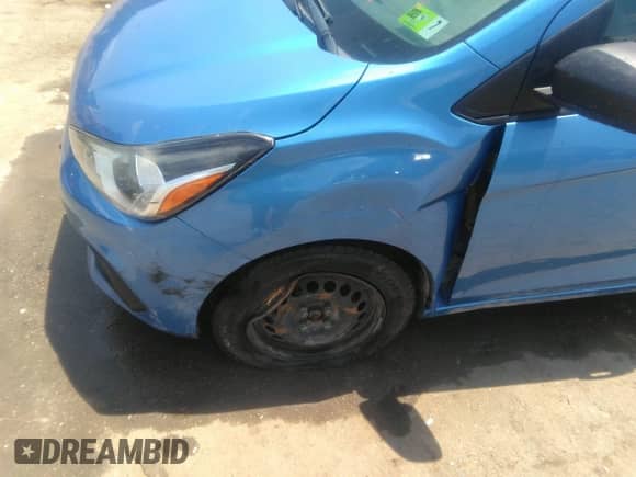 2017 Chevrolet Spark LS with VIN KL8CA6SA8HC768573, listed as a IAAI auction lot 36823098 with 119,297 mi miles and . Bid and sale history available at DreamBid. Image 6.