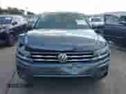 2020 Volkswagen Tiguan SE с VIN 3VV3B7AX4LM081650, выставлен на аукционе IAAI как лот 42799113 с пробегом 39 621 миль миль и . История ставок и продаж доступна на DreamBid. Изображение 12.