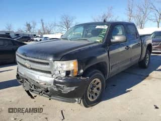 2007 Chevrolet Silverado 1500 LS with VIN 2GCEK13C071717220, listed as a Copart auction lot 47298795 with 141,507 mi miles and Salvage title. Bid and sale history available at DreamBid. Image 1.
