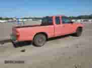 1995 Toyota Tacoma z VIN 4TAUN53B9SZ077425, wystawiony jako Copart lot #70768285 z przebiegiem 124 789 mil mil oraz Czysty tytuł • Clean title. Historia ofert i sprzedaży dostępna na DreamBid. Obrazek 3.