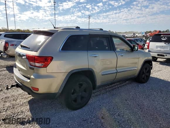 2012 Jeep Grand Cherokee Overland Summit z VIN 1C4RJFCT5CC154512, wystawiony jako Copart lot #89839335 z przebiegiem 136 591 mil mil oraz Czysty tytuł • Clean title. Historia ofert i sprzedaży dostępna na DreamBid. Obrazek 3.