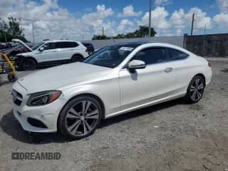 2017 Mercedes-Benz C 300 с VIN WDDWJ4JB4HF395796, выставлен на аукционе Copart как лот 84179045 с пробегом 83 521 миль миль и Чистый • Clean title. История ставок и продаж доступна на DreamBid. Изображение 1.