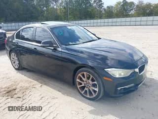 2014 BMW 3 Series 335i с VIN WBA3A9C57EF479637, выставлен на аукционе IAAI как лот 43428551 с пробегом 130 907 миль миль и . История ставок и продаж доступна на DreamBid. Изображение 1.