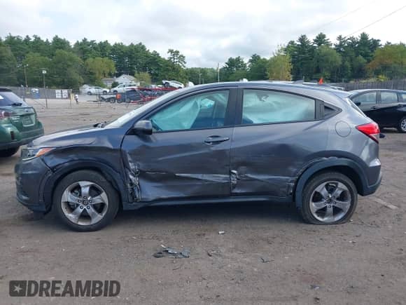 2021 Honda HR-V LX with VIN 3CZRU6H35MM705645, listed as a IAAI auction lot 42992046 with 26,973 mi miles and . Bid and sale history available at DreamBid. Image 14.