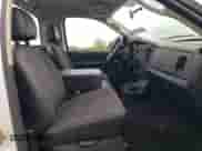 2004 Dodge 1500 ST с VIN 1D7HA16K94J243004, выставлен на аукционе Copart как лот 85583915 с пробегом 124 444 миль миль и Списание • Salvage title. История ставок и продаж доступна на DreamBid. Изображение 10.