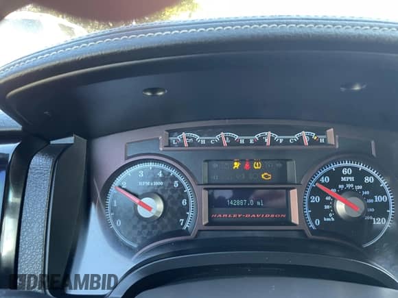 2010 Ford F-150 с VIN 1FTEW1CV1AFC16035, выставлен на аукционе IAAI как лот 41580574 с пробегом 142 887 миль миль и . История ставок и продаж доступна на DreamBid. Изображение 6.