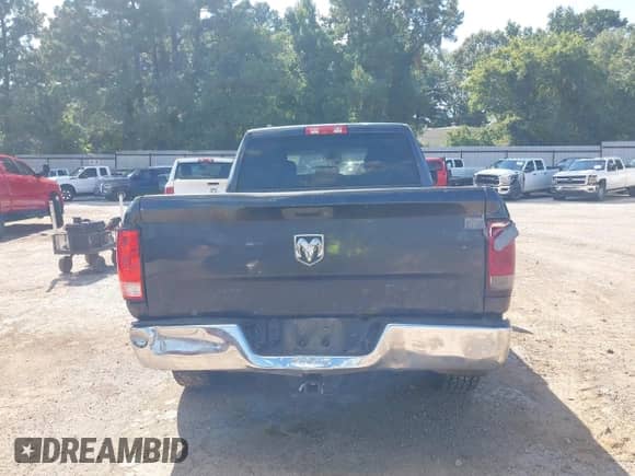 2016 Ram 1500 Express with VIN 1C6RR6FT3GS118843, listed as a IAAI auction lot 43151711 with 267,592 mi miles and . Bid and sale history available at DreamBid. Image 16.