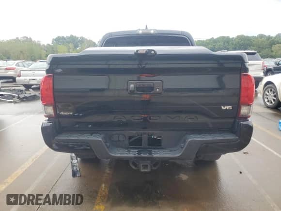 2019 Toyota Tacoma SR with VIN 5TFCZ5AN4KX200707, listed as a Copart auction lot 70346145 with 31,839 mi miles and Non repairable. Bid and sale history available at DreamBid. Image 6.