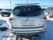 2015 Nissan Pathfinder S with VIN 5N1AR2MM8FC633836, listed as a IAAI auction lot 41301979 with 163,285 mi miles and . Bid and sale history available at DreamBid. Image 16.