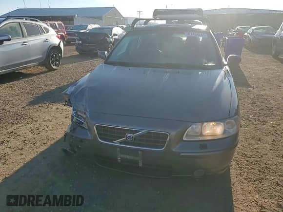 2006 Volvo S60 2.5L Turbo с VIN YV1RH592962534848, выставлен на аукционе Copart как лот 81454245 с пробегом 120 886 миль миль и Списание • Salvage title. История ставок и продаж доступна на DreamBid. Изображение 14.