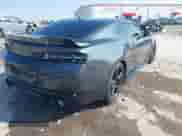 2018 Chevrolet Camaro 2SS z VIN 1G1FH1R78J0108224, wystawiony jako IAAI lot #43204029 z przebiegiem 28 372 mil mil oraz . Historia ofert i sprzedaży dostępna na DreamBid. Obrazek 4.