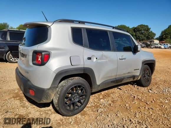 2017 Jeep Renegade Latitude с VIN ZACCJBBB4HPF58752, выставлен на аукционе Copart как лот 70830765 с пробегом 108 367 миль миль и Списание • Salvage title. История ставок и продаж доступна на DreamBid. Изображение 3.
