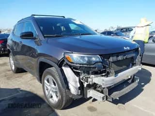 2023 Jeep Compass Latitude с VIN 3C4NJDBNXPT522148, выставлен на аукционе IAAI как лот 42620464 с пробегом 17 619 миль миль и . История ставок и продаж доступна на DreamBid. Изображение 1.