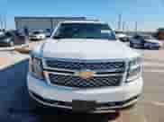 2019 Chevrolet Suburban LT с VIN 1GNSCHKC9KR168327, выставлен на аукционе Copart как лот 61773615 с пробегом 163 309 миль миль и Чистый • Clean title. История ставок и продаж доступна на DreamBid. Изображение 5.