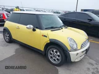 2005 MINI Hardtop z VIN WMWRC33505TK62367, wystawiony jako IAAI lot #42397651 z przebiegiem Nie podano mil oraz . Historia ofert i sprzedaży dostępna na DreamBid. Obrazek 1.