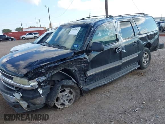 2004 Chevrolet Suburban LT with VIN 3GNEC16Z04G227562, listed as a IAAI auction lot 43066868 with 254,646 mi miles and . Bid and sale history available at DreamBid. Image 2.