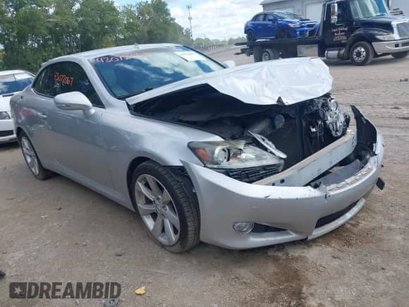 2011 Lexus IS 250 C z VIN JTHFF2C22B2514990, wystawiony jako IAAI lot #43072067 z przebiegiem 105 477 mil mil oraz . Historia ofert i sprzedaży dostępna na DreamBid. Obrazek 1.