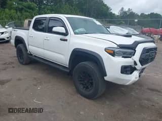 2020 Toyota Tacoma SR5 with VIN 5TFCZ5AN3LX226071, listed as a IAAI auction lot 42231420 with 62,914 mi miles and . Bid and sale history available at DreamBid. Image 1.