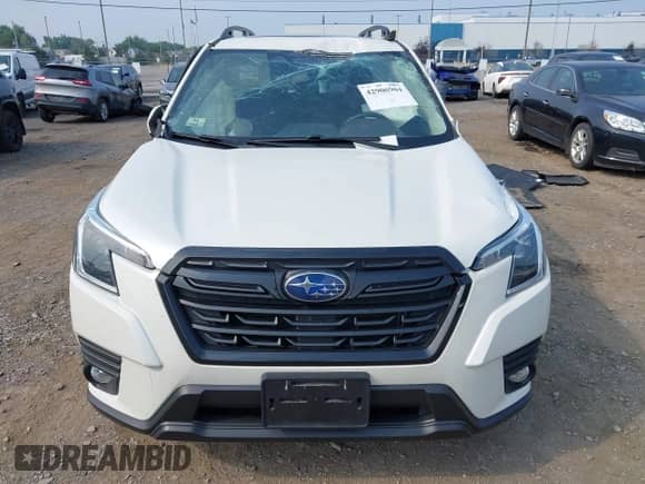 2023 Subaru Forester Premium z VIN JF2SKAEC4PH505628, wystawiony jako IAAI lot #42906904 z przebiegiem 14 733 mil mil oraz . Historia ofert i sprzedaży dostępna na DreamBid. Obrazek 13.