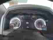 2017 Ram 1500 Big Horn z VIN 1C6RR7LG3HS858746, wystawiony jako IAAI lot #42272201 z przebiegiem 95 720 mil mil oraz . Historia ofert i sprzedaży dostępna na DreamBid. Obrazek 7.