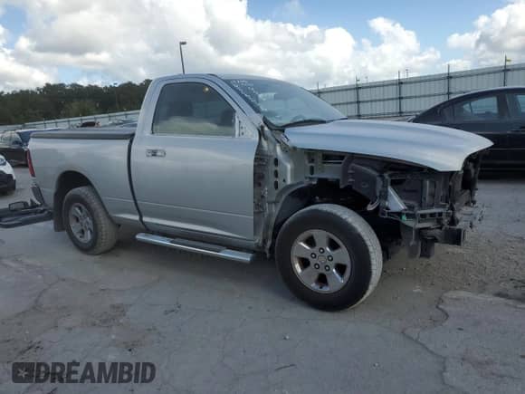 2011 Ram 1500 ST z VIN 3D7JB1EP1BG602517, wystawiony jako Copart lot #75724344 z przebiegiem 123 985 mil mil oraz Szkoda całkowita • Salvage title. Historia ofert i sprzedaży dostępna na DreamBid. Obrazek 4.