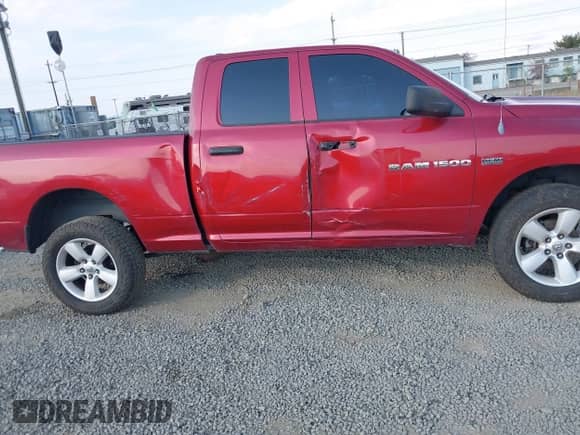 2012 Ram 1500 Express with VIN 1C6RD7FT1CS261417, listed as a IAAI auction lot 43077310 with 204,324 mi miles and . Bid and sale history available at DreamBid. Image 6.