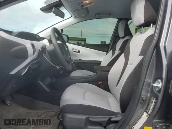 2019 Toyota Prius LE с VIN JTDL9RFU5K3008890, выставлен на аукционе Copart как лот 85339975 с пробегом 48 930 миль миль и Списание • Salvage title. История ставок и продаж доступна на DreamBid. Изображение 7.