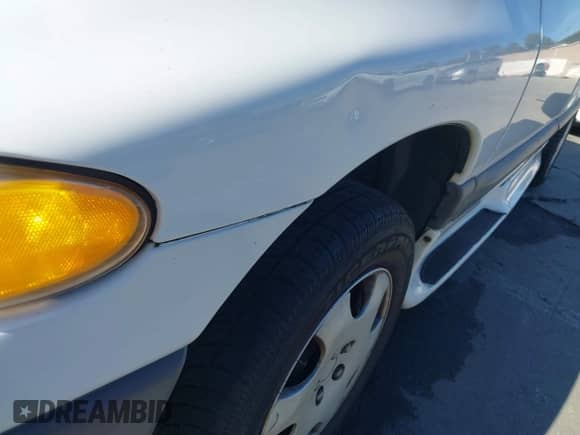 1997 Dodge Caravan SE with VIN 2B4GP44R3VR260414, listed as a IAAI auction lot 43475033 with 143,820 mi miles and . Bid and sale history available at DreamBid. Image 17.