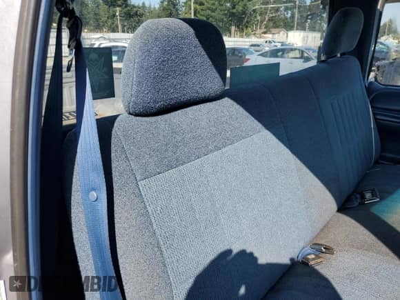 1994 Ford F-150 с VIN 1FTEF14N4RLA63257, выставлен на аукционе Copart как лот 82044945 с пробегом 254 508 миль миль и Списание • Salvage title. История ставок и продаж доступна на DreamBid. Изображение 10.