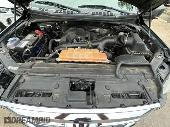 2016 Ford F-150 XLT z VIN 1FTEW1EP0GKE53257, wystawiony jako Copart lot #85405575 z przebiegiem 207 342 mil mil oraz Czysty tytuł • Clean title. Historia ofert i sprzedaży dostępna na DreamBid. Obrazek 7.