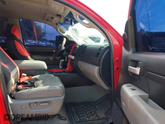 2007 Toyota Tundra Limited z VIN 5TFBV58157X004292, wystawiony jako IAAI lot #42419896 z przebiegiem 277 148 mil mil oraz . Historia ofert i sprzedaży dostępna na DreamBid. Obrazek 5.