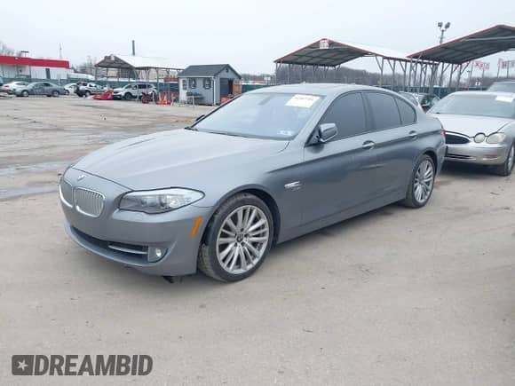 2011 BMW 5 Series 550i xDrive with VIN WBAFU9C55BC783941, listed as a IAAI auction lot 41407701 with 121,440 mi miles and . Bid and sale history available at DreamBid. Image 17.
