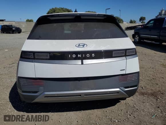 2022 Hyundai Ioniq 5 SE with VIN KM8KMDAF6NU102079, listed as a Copart auction lot 66560445 with 33,561 mi miles and Salvage title. Bid and sale history available at DreamBid. Image 6.