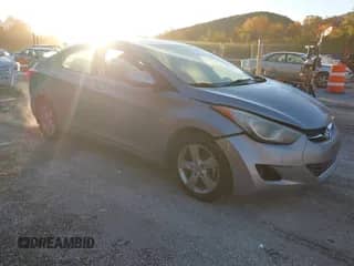 2013 Hyundai Elantra GLS с VIN KMHDH4AE0DU895818, выставлен на аукционе IAAI как лот 43436492 с пробегом 118 885 миль миль и . История ставок и продаж доступна на DreamBid. Изображение 1.