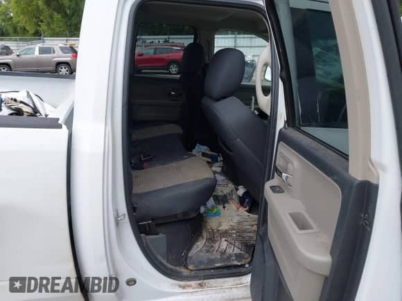 2012 Ram 1500 Big Horn с VIN 1C6RD7GT3CS252099, выставлен на аукционе IAAI как лот 43014293 с пробегом 194 389 миль миль и . История ставок и продаж доступна на DreamBid. Изображение 8.