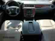 2013 Chevrolet Suburban LS с VIN 1GNSKHE79DR275043, выставлен на аукционе Copart как лот 66611695 с пробегом 134 062 миль миль и Списание • Salvage title. История ставок и продаж доступна на DreamBid. Изображение 8.