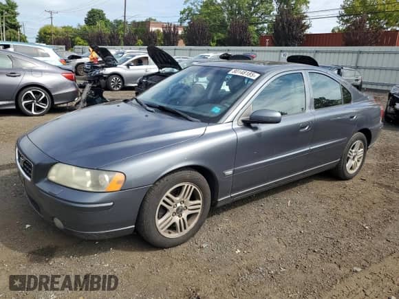 2005 Volvo S60 с VIN YV1RS592852485027, выставлен на аукционе Copart как лот 80148185 с пробегом 149 720 миль миль и Списание • Salvage title. История ставок и продаж доступна на DreamBid. Изображение 1.