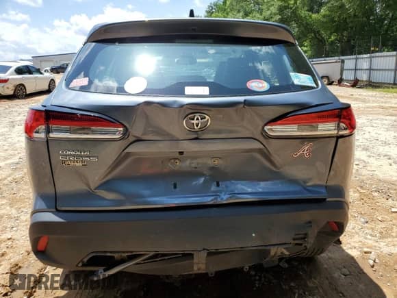 2022 Toyota Corolla Cross L with VIN 7MUAAAAG5NV025036, listed as a Copart auction lot 65679085 with 45,615 mi miles and Salvage title. Bid and sale history available at DreamBid. Image 6.