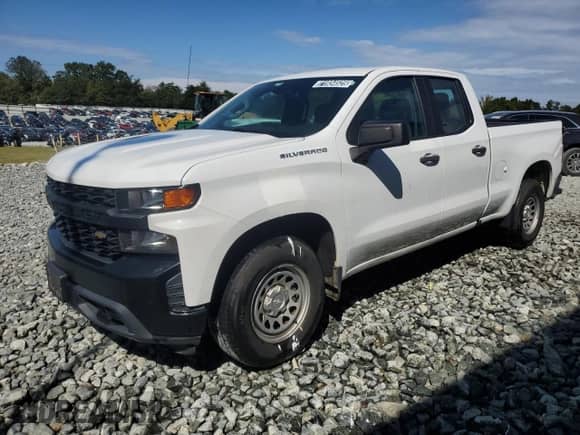 2019 Chevrolet Silverado 1500 Work Truck z VIN 1GCRWAEH7KZ417589, wystawiony jako Copart lot #71934525 z przebiegiem 173 841 mil mil oraz Czysty tytuł • Clean title. Historia ofert i sprzedaży dostępna na DreamBid. Obrazek 1.