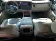 2004 Cadillac Escalade ESV z VIN 3GYFK66N14G216610, wystawiony jako Copart lot #64148865 z przebiegiem 226 852 mil mil oraz Czysty tytuł • Clean title. Historia ofert i sprzedaży dostępna na DreamBid. Obrazek 8.