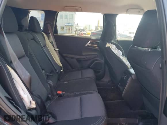 2024 Mitsubishi Outlander ES with VIN JA4J4UA85RZ618163, listed as a Copart auction lot 63319585 with 39,671 mi miles and Salvage title. Bid and sale history available at DreamBid. Image 10.