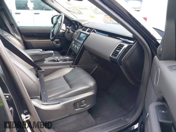2020 Land Rover Discovery SE with VIN SALRG2RV7L2430039, listed as a IAAI auction lot 40906909 with 57,114 mi miles and . Bid and sale history available at DreamBid. Image 5.