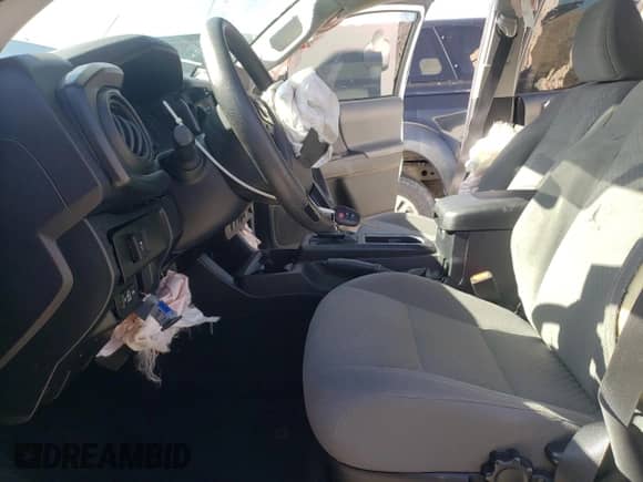 2021 Toyota Tacoma SR z VIN 5TFCZ5AN7MX267045, wystawiony jako Copart lot #65592105 z przebiegiem 40 992 mil mil oraz Szkoda całkowita • Salvage title. Historia ofert i sprzedaży dostępna na DreamBid. Obrazek 7.